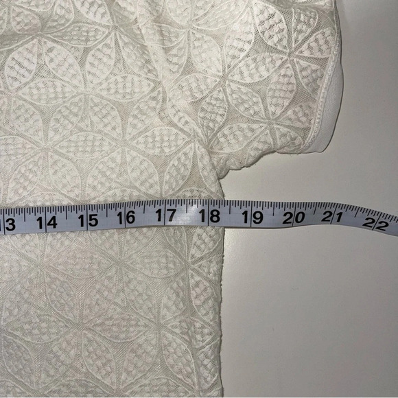 Ann Taylor LOFT White Jacquard Floral Print Semi-sheer Top Medium Petite Women’s - Picture 7 of 11